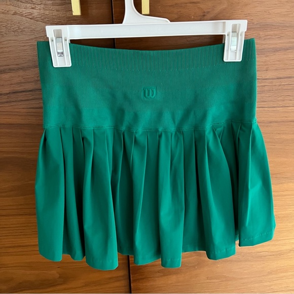 Wilson Midtown Wrap Tennis Skirt Courtside Green Pleated Athletic Skort Medium - Picture 7 of 11